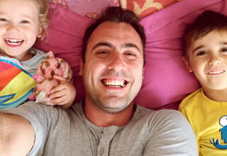 happy-smiles-family-father-with-kids
